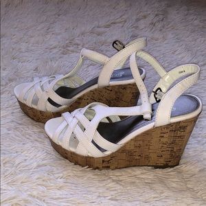 White wedges